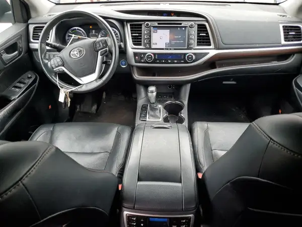 5TDDCRFH5GS016048 2016 TOYOTA HIGHLANDER - Image 8