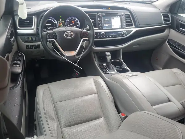 5TDDCRFH5GS018687 2016 TOYOTA HIGHLANDER - Image 8