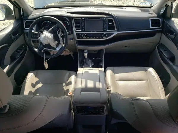 5TDDCRFH6GS014938 2016 TOYOTA HIGHLANDER - Image 8