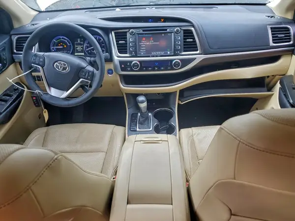 5TDDCRFH6GS015796 2016 TOYOTA HIGHLANDER - Image 8
