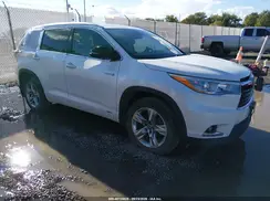 5TDDCRFH6GS018620 2016 TOYOTA HIGHLANDER