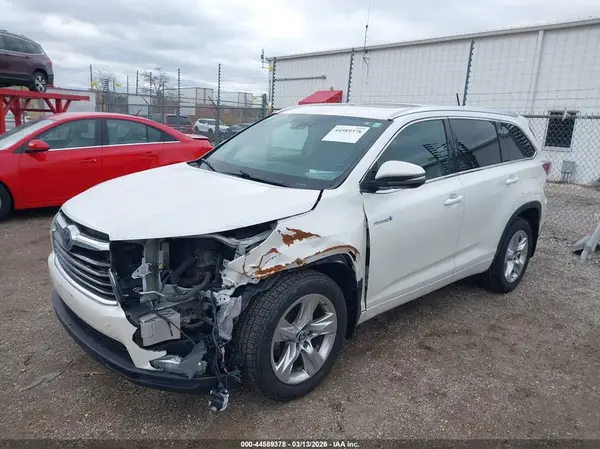 5TDDCRFH7GS014415 2016 TOYOTA HIGHLANDER - Image 2