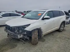 5TDDCRFH7GS015113 2016 TOYOTA HIGHLANDER