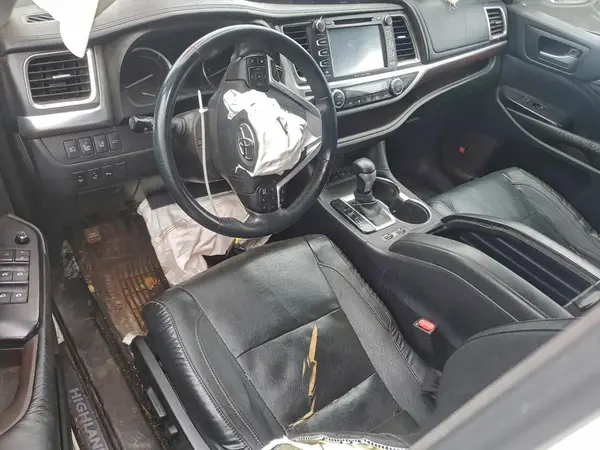 5TDDCRFH7GS015113 2016 TOYOTA HIGHLANDER - Image 8