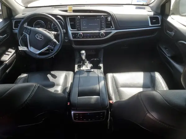 5TDDCRFH7GS018612 2016 TOYOTA HIGHLANDER - Image 8