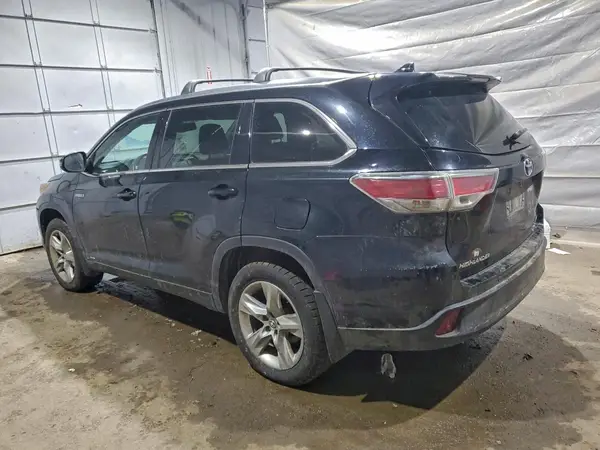 5TDDCRFH7GS020067 2016 TOYOTA HIGHLANDER - Image 2