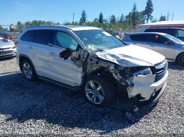 5TDDCRFH8GS018280 2016 TOYOTA HIGHLANDER - Image 1