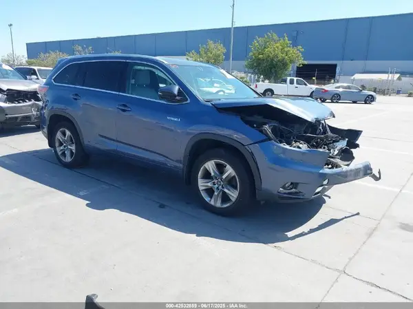 5TDDCRFH8GS019736 2016 TOYOTA HIGHLANDER - Image 1