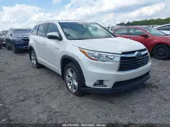 5TDDCRFH9GS013993 2016 TOYOTA HIGHLANDER