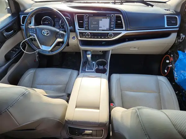5TDDCRFH9GS015551 2016 TOYOTA HIGHLANDER - Image 8
