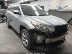 5TDDCRFH9GS015968 2016 TOYOTA HIGHLANDER