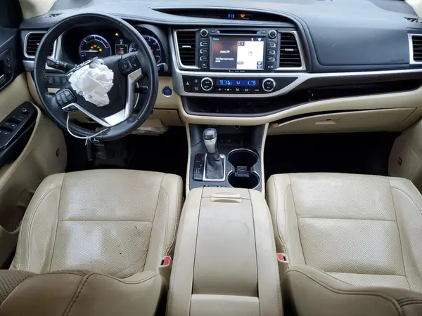 5TDDCRFHXGS018779 2016 TOYOTA HIGHLANDER - Image 8