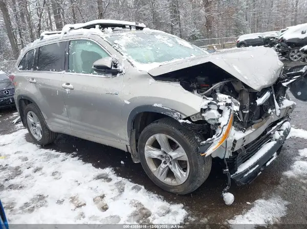 5TDDCRFHXGS019365 2016 TOYOTA HIGHLANDER - Image 1