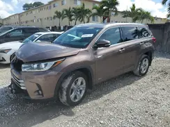 5TDDGRFH0HS022667 2017 TOYOTA HIGHLANDER