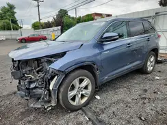 5TDDGRFH0HS022734 2017 TOYOTA HIGHLANDER