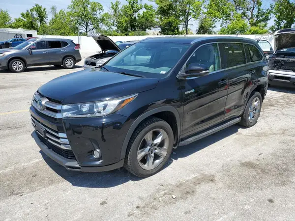 5TDDGRFH0JS038003 2018 TOYOTA HIGHLANDER - Image 1