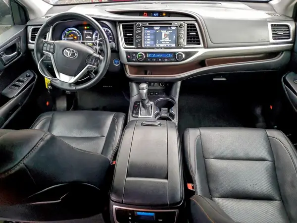 5TDDGRFH0KS054171 2019 TOYOTA HIGHLANDER - Image 8