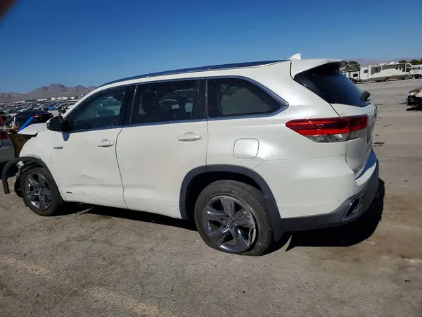 5TDDGRFH0KS059077 2019 TOYOTA HIGHLANDER - Image 2