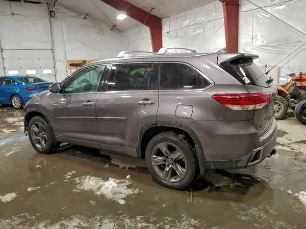 5TDDGRFH0KS059855 2019 TOYOTA HIGHLANDER - Image 2