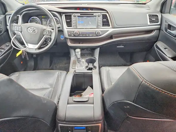 5TDDGRFH0KS071178 2019 TOYOTA HIGHLANDER - Image 8