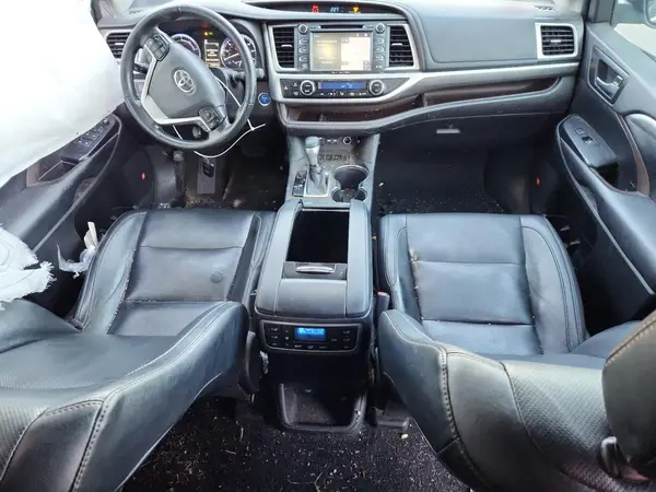 5TDDGRFH0KS071200 2019 TOYOTA HIGHLANDER - Image 8