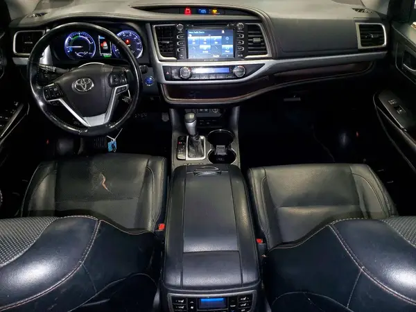 5TDDGRFH1HS021723 2017 TOYOTA HIGHLANDER - Image 8