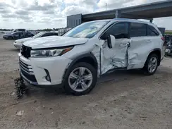 5TDDGRFH1HS025142 2017 TOYOTA HIGHLANDER