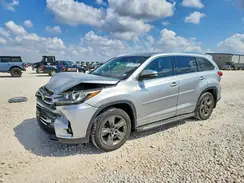 5TDDGRFH1HS029823 2017 TOYOTA HIGHLANDER
