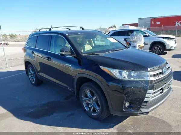 5TDDGRFH1HS035766 2017 TOYOTA HIGHLANDER - Image 1