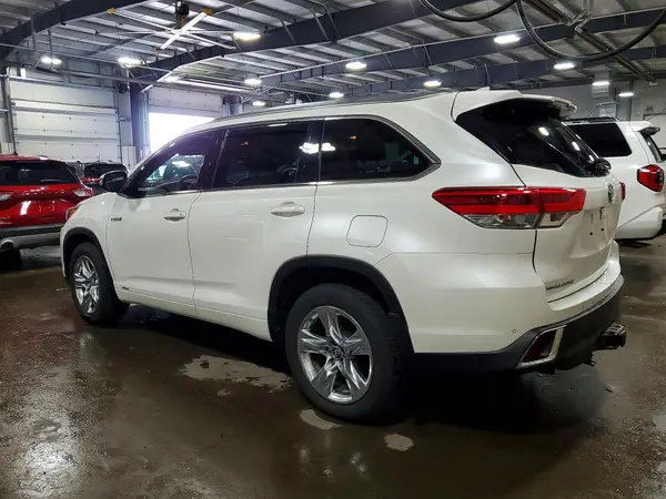 5TDDGRFH1JS041931 2018 TOYOTA HIGHLANDER - Image 2