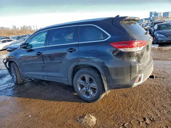 5TDDGRFH1JS044747 2018 TOYOTA HIGHLANDER - Image 2
