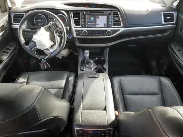 5TDDGRFH1JS046479 2018 TOYOTA HIGHLANDER - Image 8