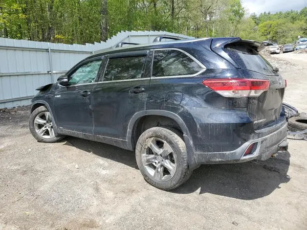 5TDDGRFH1KS053031 2019 TOYOTA HIGHLANDER - Image 2