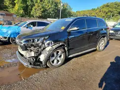 5TDDGRFH2HS026235 2017 TOYOTA HIGHLANDER
