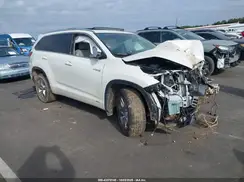 5TDDGRFH2JS036995 2018 TOYOTA HIGHLANDER