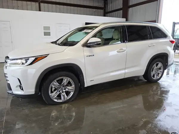 5TDDGRFH2JS044014 2018 TOYOTA HIGHLANDER - Image 1