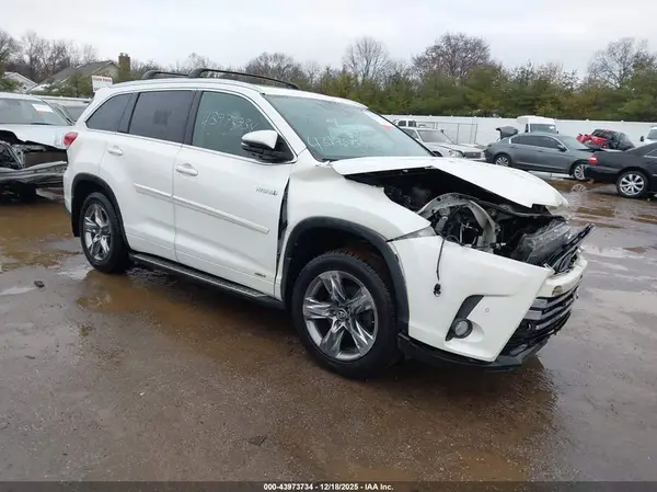 5TDDGRFH2JS047348 2018 TOYOTA HIGHLANDER - Image 1