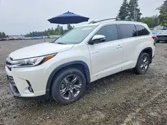 5TDDGRFH2JS050332 2018 TOYOTA HIGHLANDER