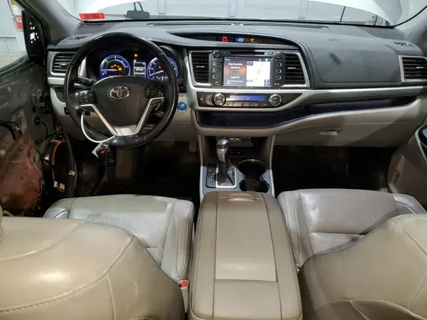 5TDDGRFH2KS059386 2019 TOYOTA HIGHLANDER - Image 8