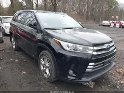 5TDDGRFH3HS022162 2017 TOYOTA HIGHLANDER