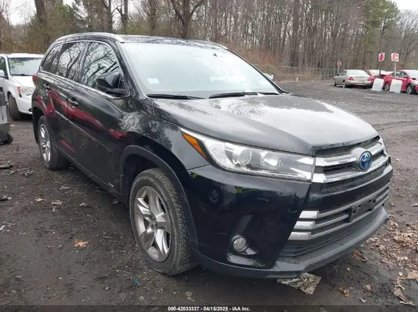 5TDDGRFH3HS022162 2017 TOYOTA HIGHLANDER - Image 1