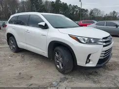 5TDDGRFH3HS032206 2017 TOYOTA HIGHLANDER