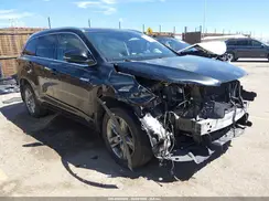 5TDDGRFH3HS034358 2017 TOYOTA HIGHLANDER