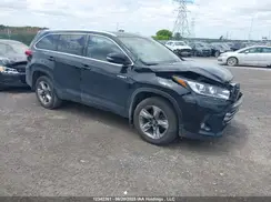 5TDDGRFH3HS034862 2017 TOYOTA HIGHLANDER