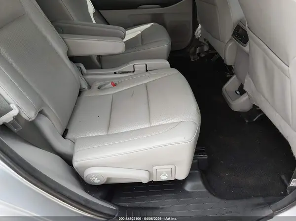5TDDGRFH3JS037721 2018 TOYOTA HIGHLANDER - Image 8