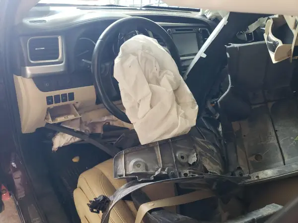 5TDDGRFH3KS054116 2019 TOYOTA HIGHLANDER - Image 8