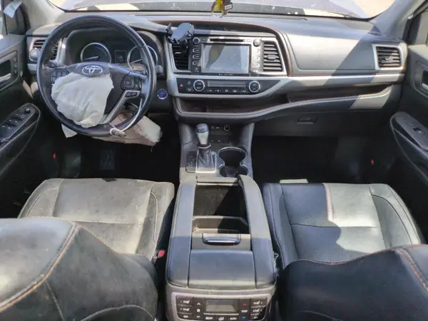 5TDDGRFH3KS059106 2019 TOYOTA HIGHLANDER - Image 8