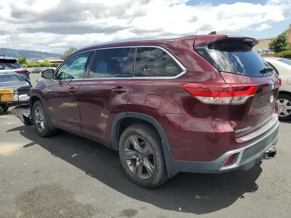 5TDDGRFH4HS022168 2017 TOYOTA HIGHLANDER - Image 2