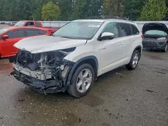 5TDDGRFH4HS032957 2017 TOYOTA HIGHLANDER