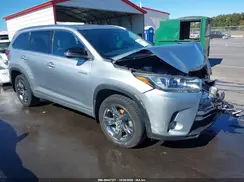 5TDDGRFH4HS033039 2017 TOYOTA HIGHLANDER